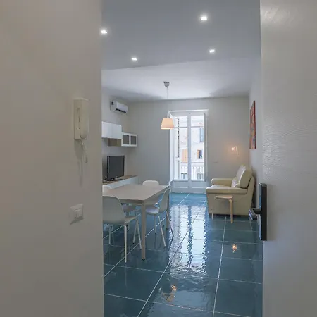 Amami Guest house 3*