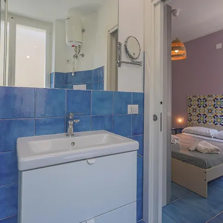 Guest house Amami 3*